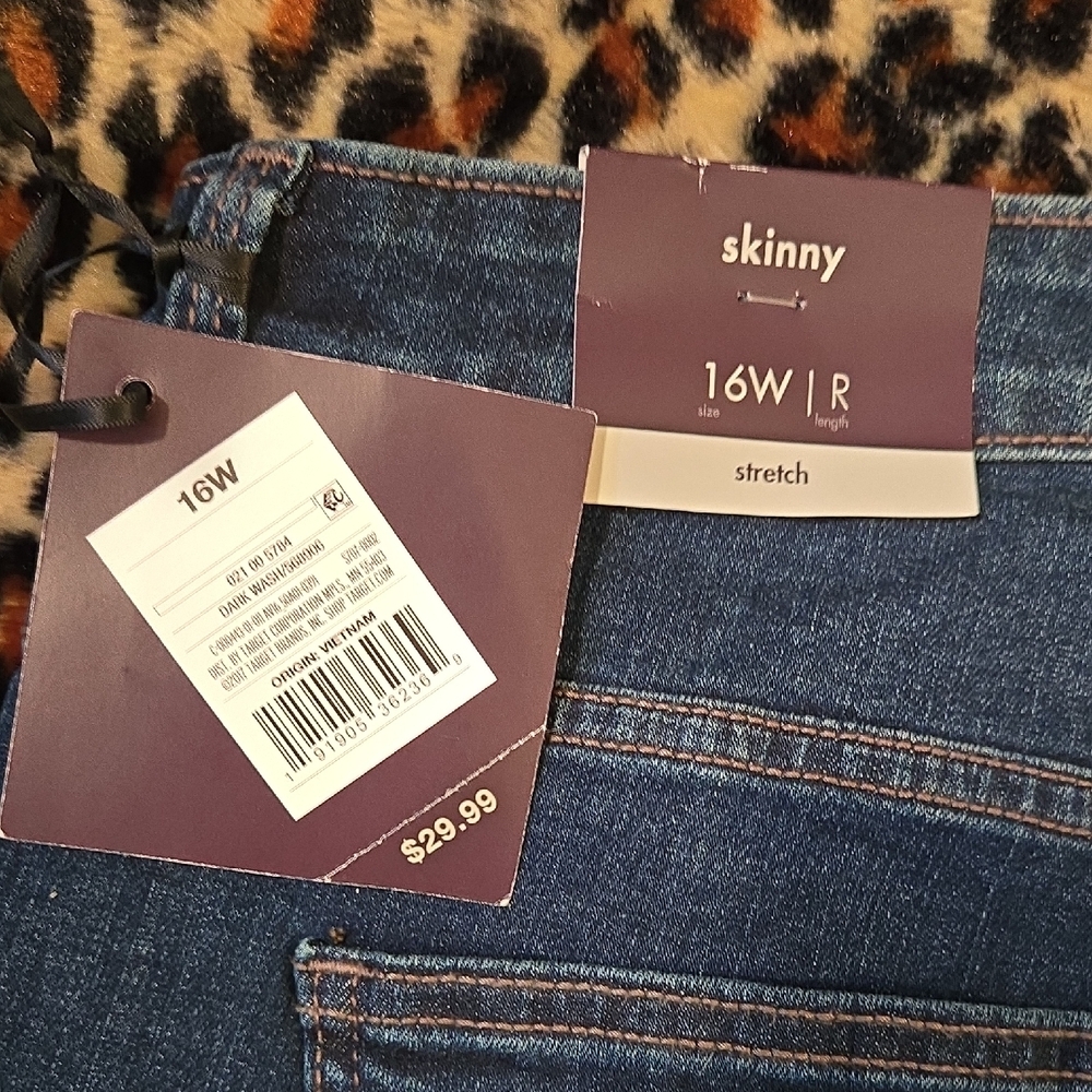 Ava & Viv Dark Indigo High-Rise Button-Fly Jeggings - Picture 4 of 4